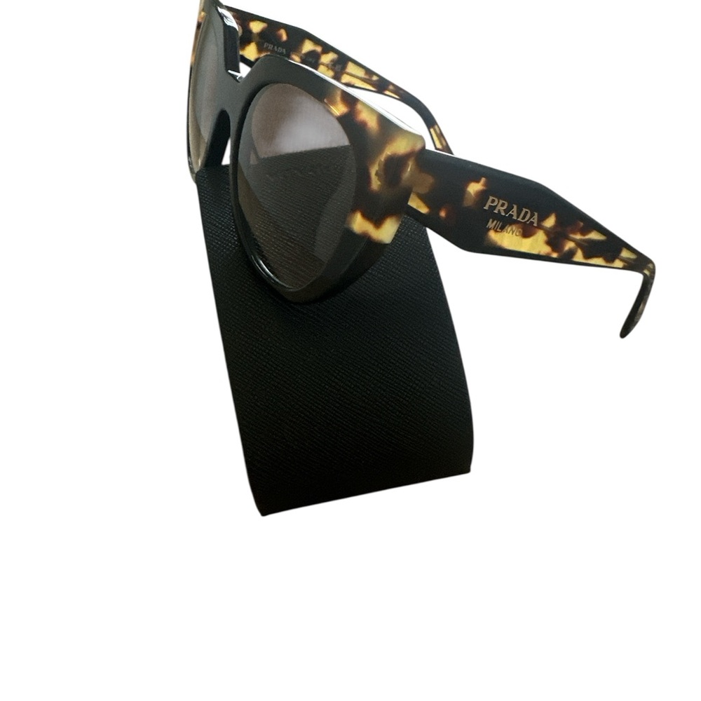 Prada Women's Black and Tortoise Sunglasses - Picture 7 of 9
